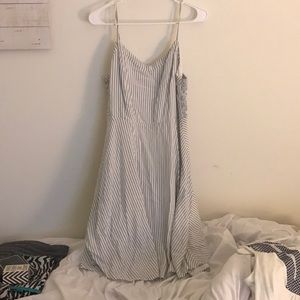 Gorgeous beach-y striped dress